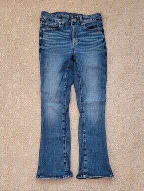 American Eagle Outfitters Medium Blue Flared Jeans  Size: 6 X-SHORT